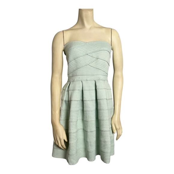 June & Ivy Strapless Bandage Fit & Flare Dress Mint Green Women M Cocktail Party - Picture 1 of 11